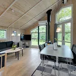 Jarik - 1-2km To The Fjord By Interhome *