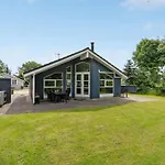 Jarik - 1-2km To The Fjord By Interhome *