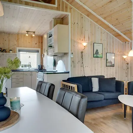 Jarik - 1-2km To The Fjord By Interhome Hemmet
